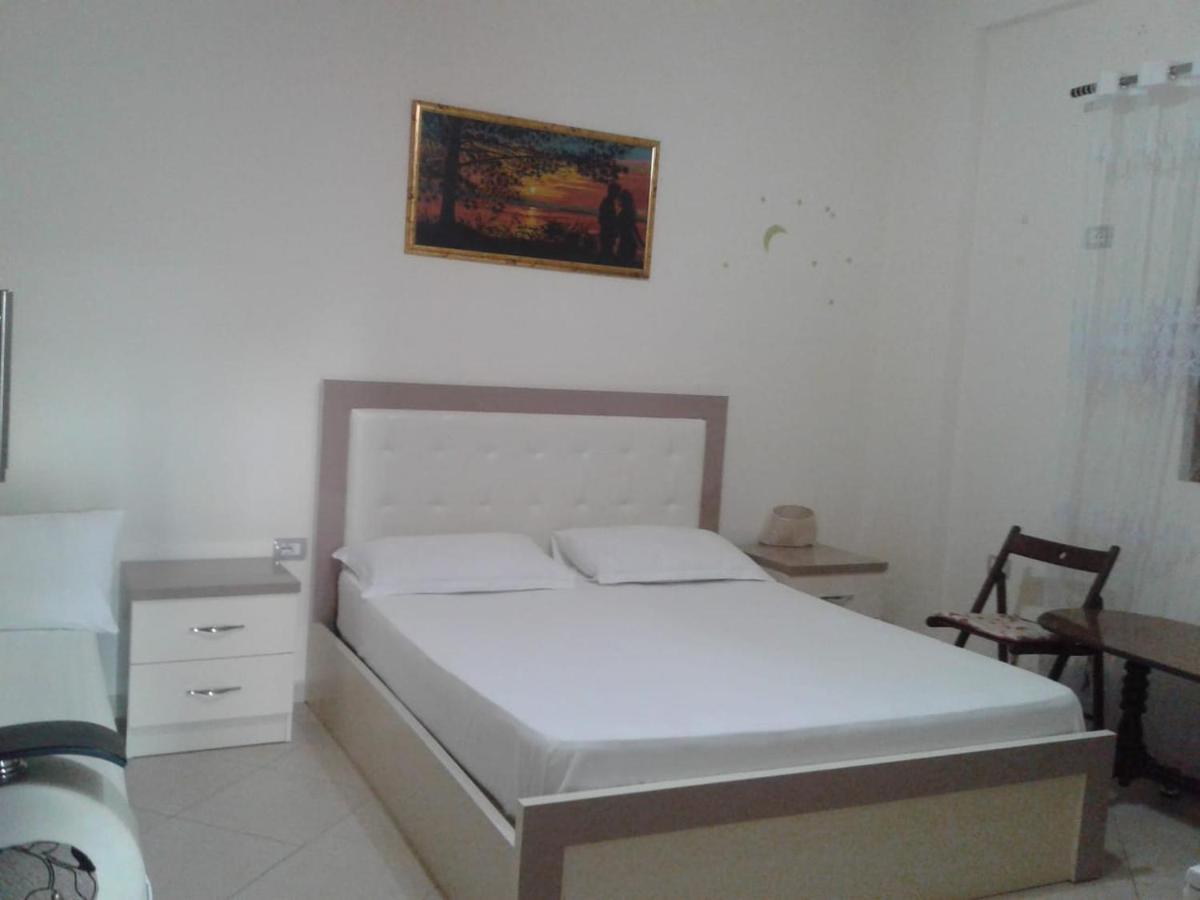 Apartments Orkidea Ксамил Екстериор снимка