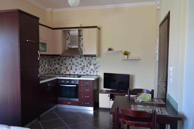 Apartments Orkidea Ксамил Екстериор снимка